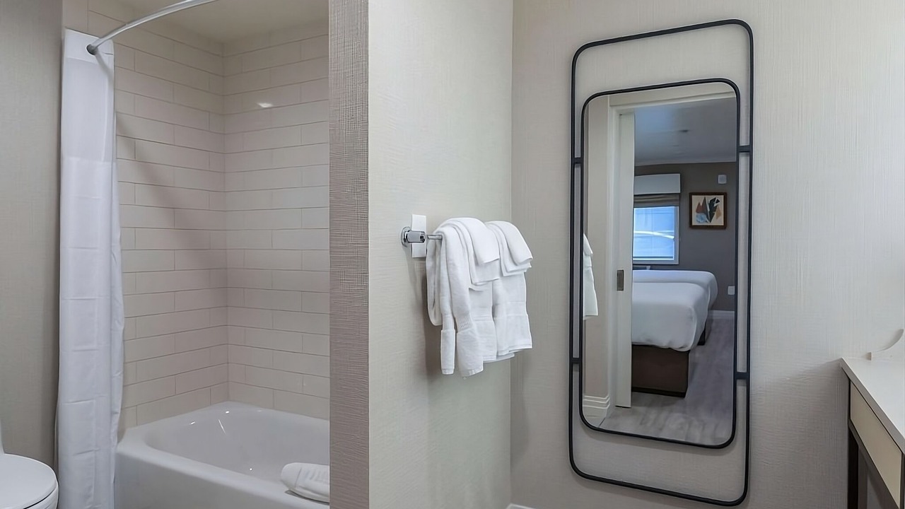 Photo of Bathroom in Southeast Torrance