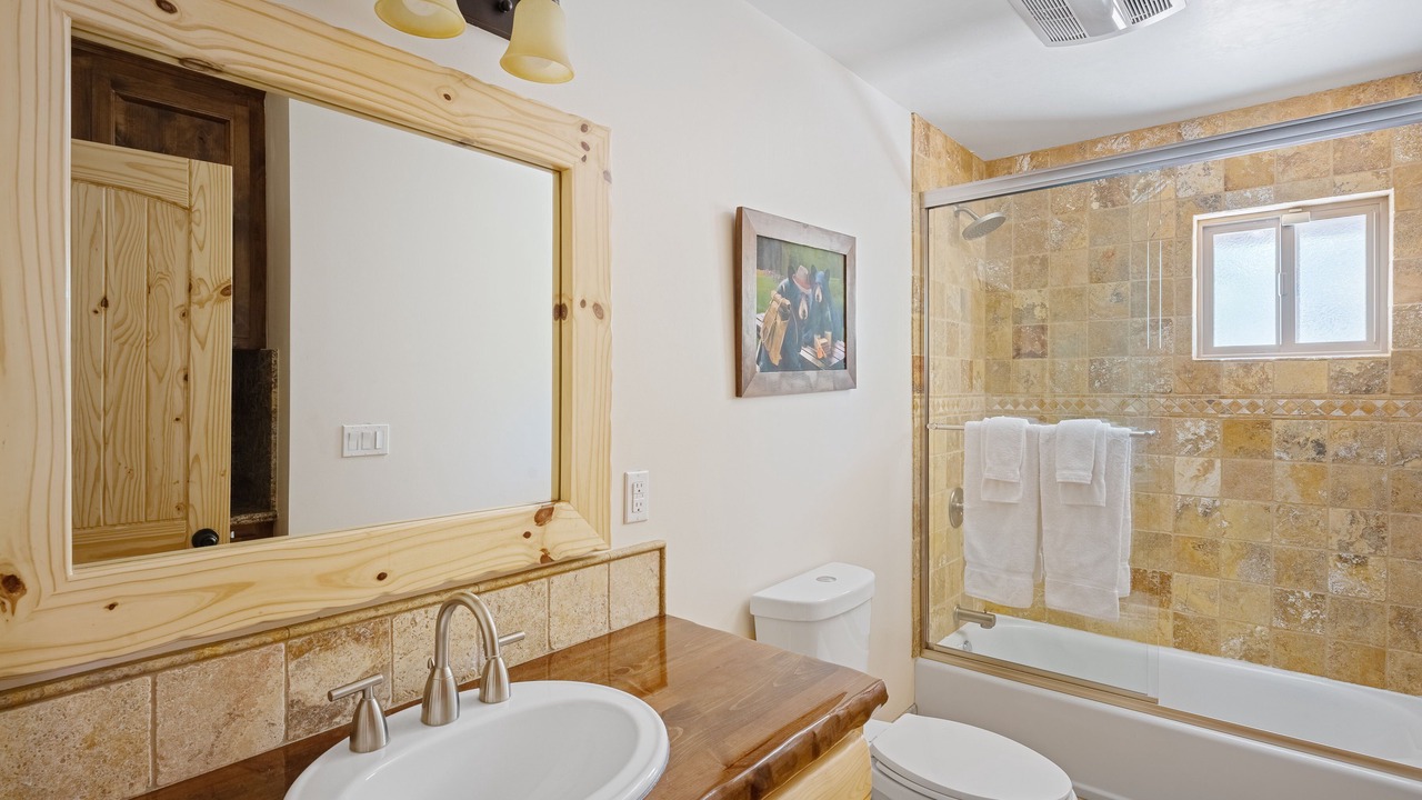 Photo of Bathroom in Fox Farm