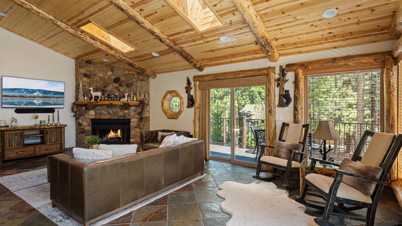 Photo of Livingroom in Fox Farm