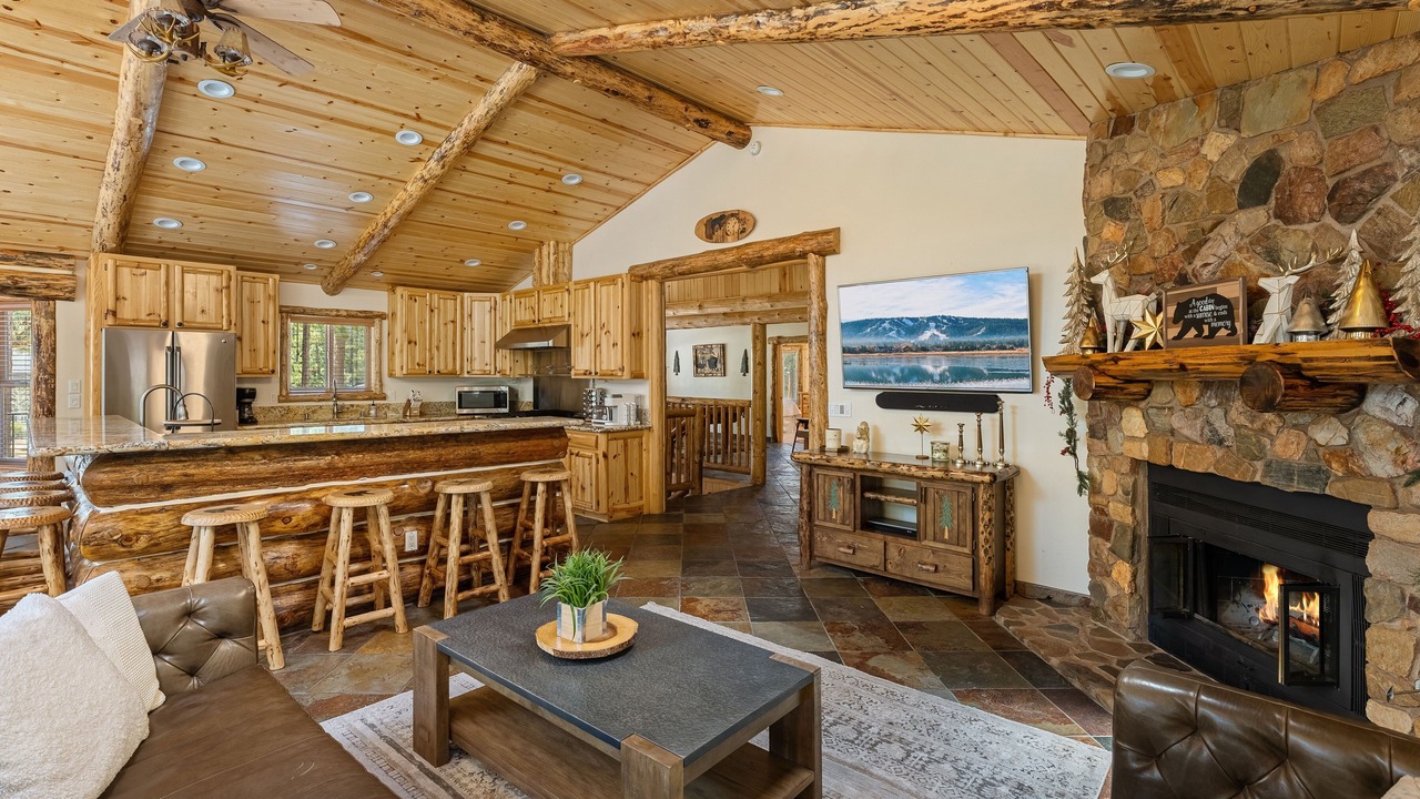 Photo of Livingroom in Fox Farm