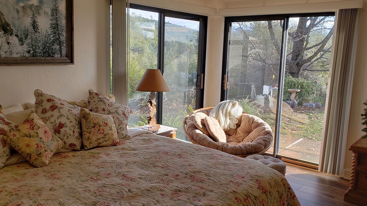 Photo of Bedroom in Jackson