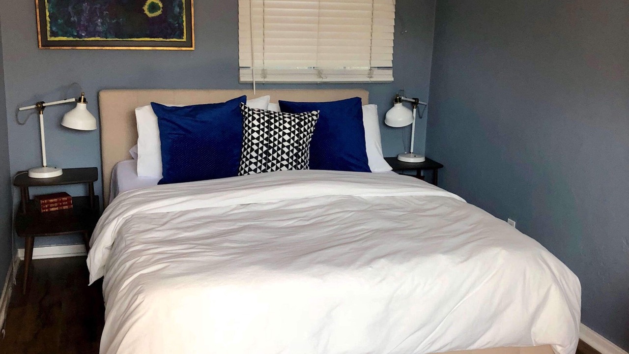 Photo of Bedroom in Pacific - Edison