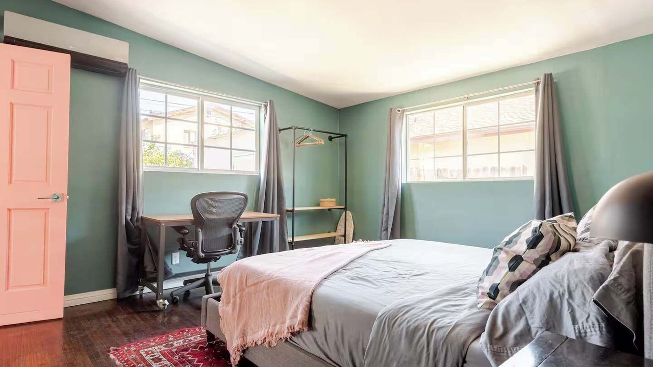 Photo of Bedroom in Pacific - Edison