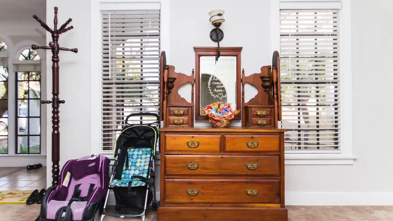 Photo of Bedroom in Anaheim Colony Historic District