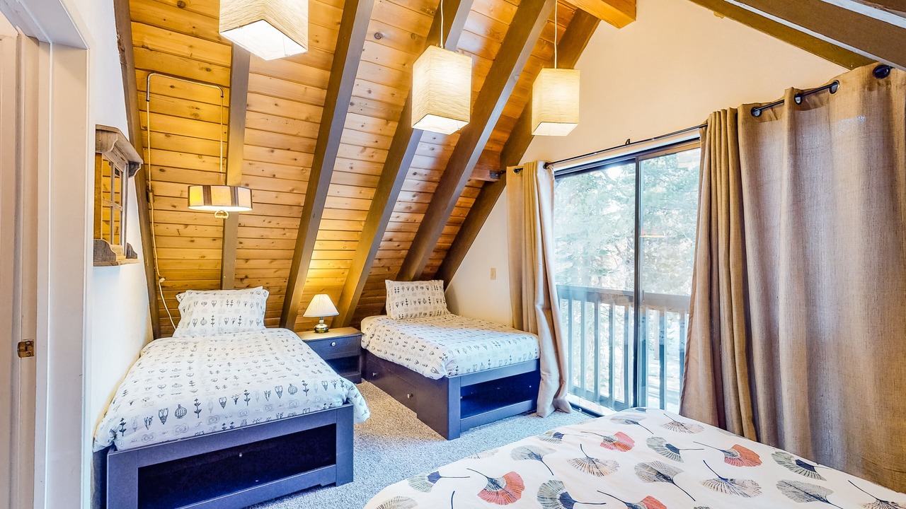 Photo of Bedroom in Serene Lakes
