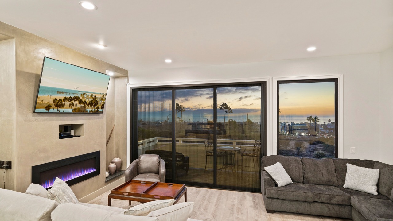 Photo of Livingroom in Santa Ana Heights