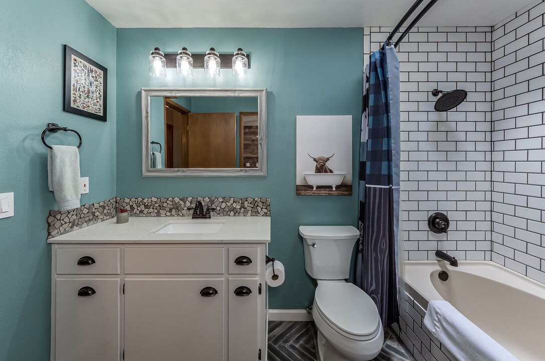 Photo of Bathroom in Glencoe