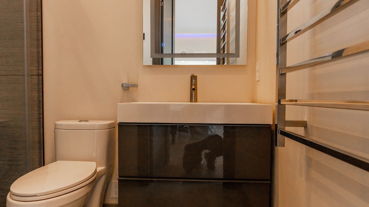 Photo of Bathroom in Los Altos Hills