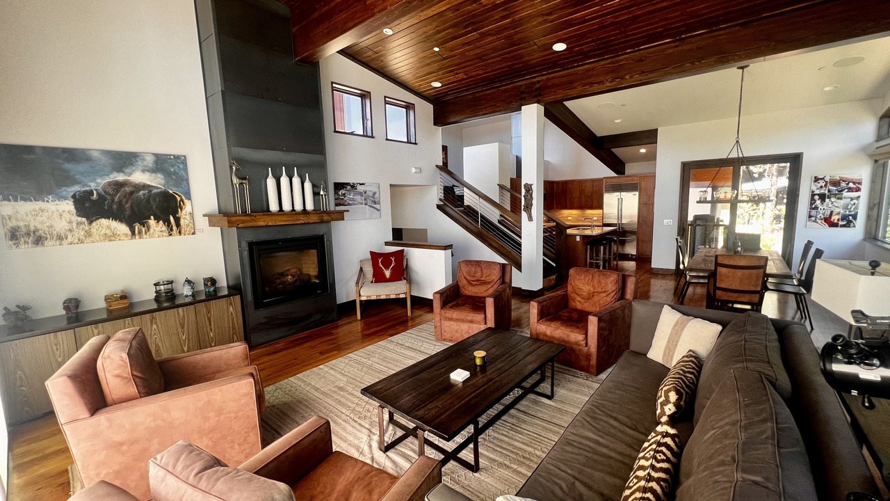 Photo of Bedroom in Ponderosa Palisades