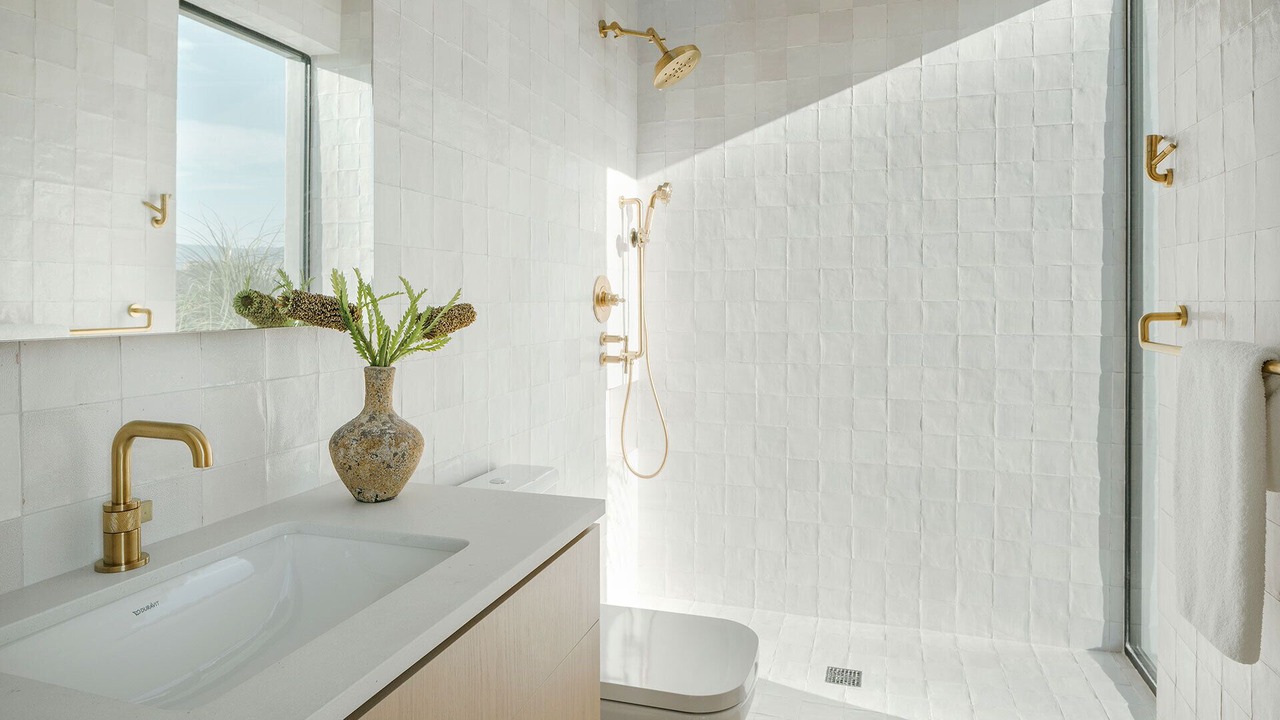 Photo of Bathroom in Magnesia Falls Cove