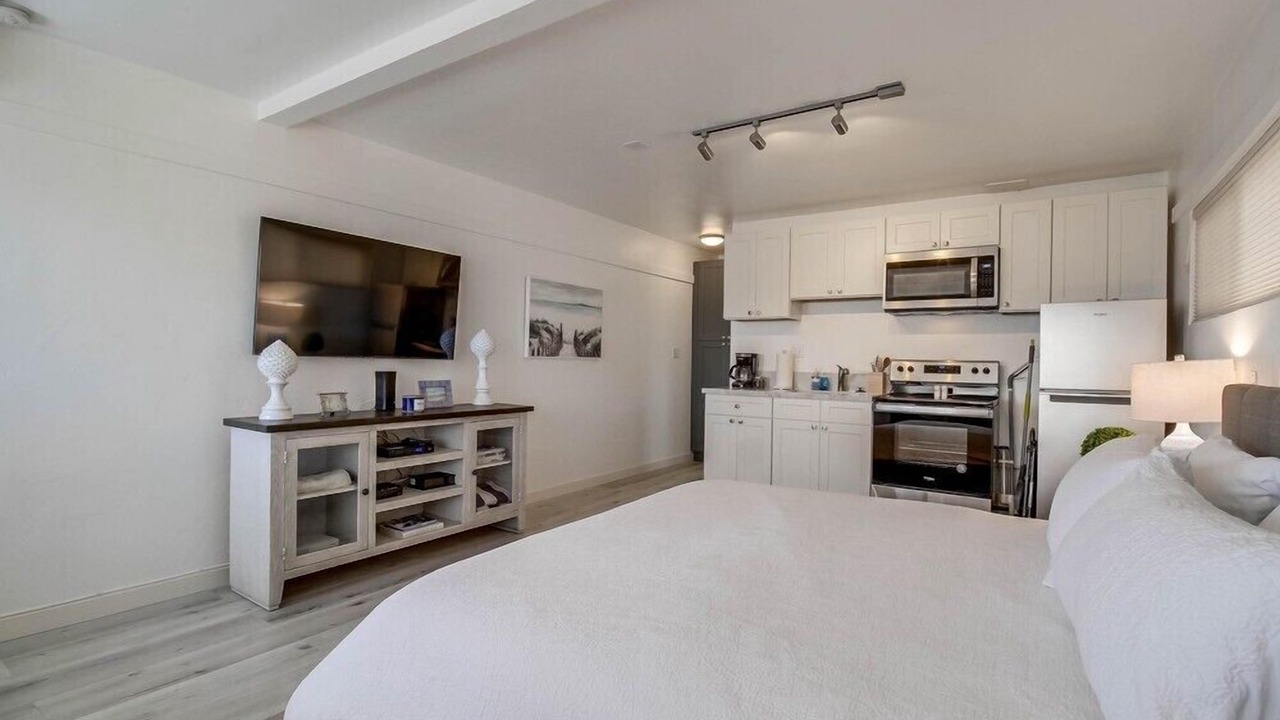 Photo of Bedroom in Central Mission Beach
