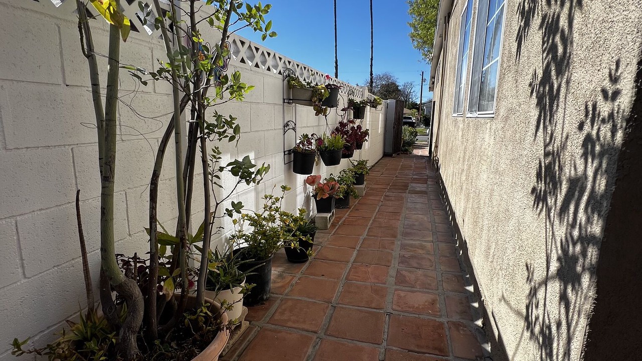 Photo of Outdoor in Burbank