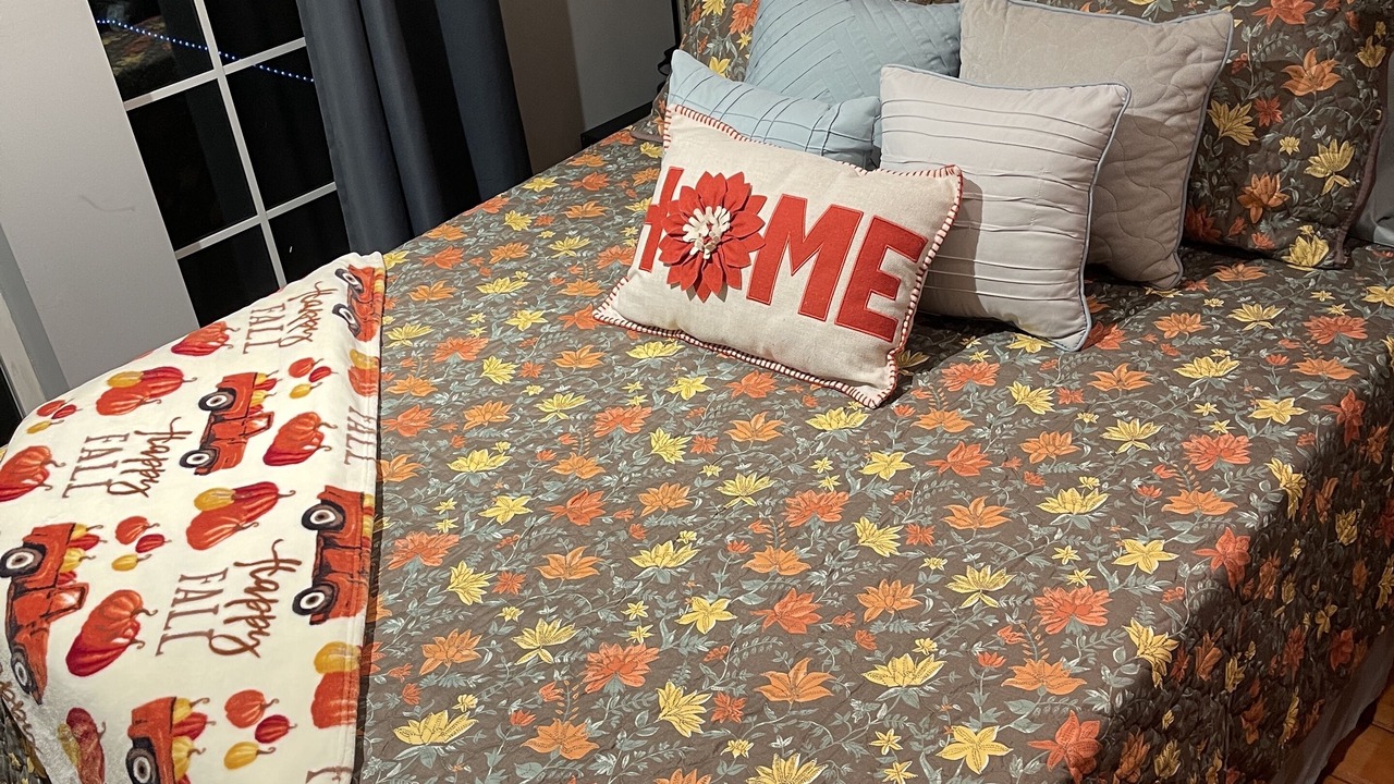 Photo of Bedroom in Burbank