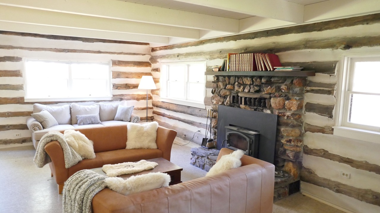 Photo of Livingroom in Kernville