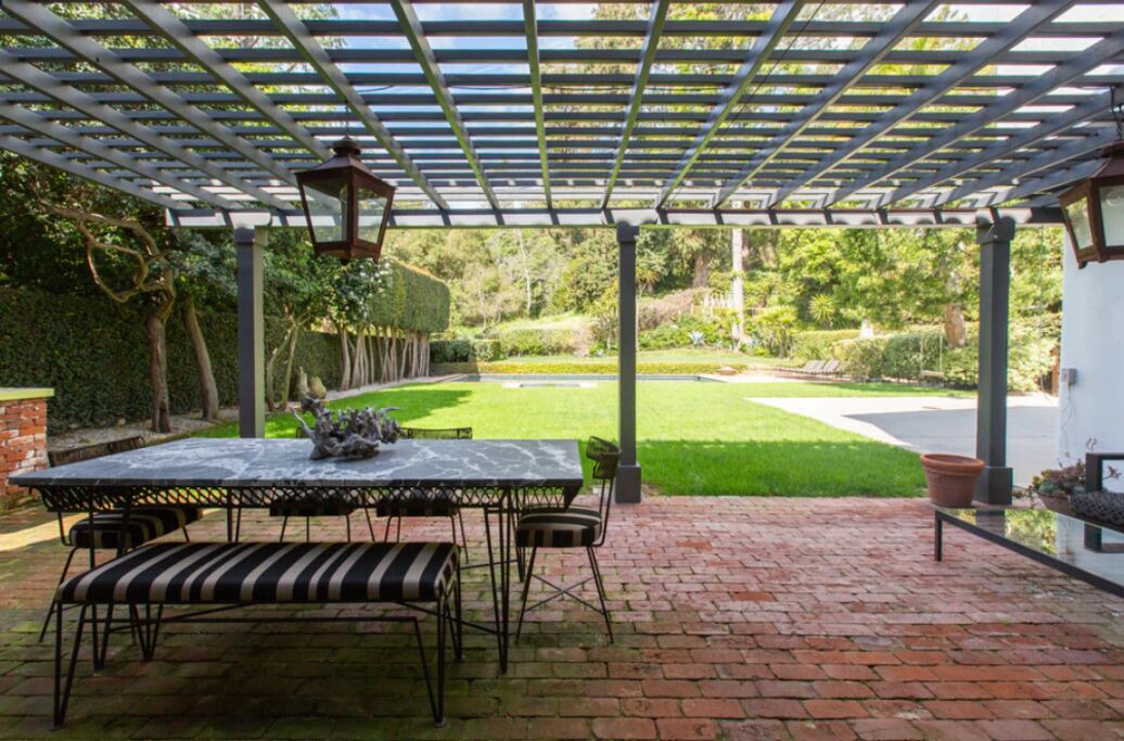 Photo of Outdoor in Brentwood