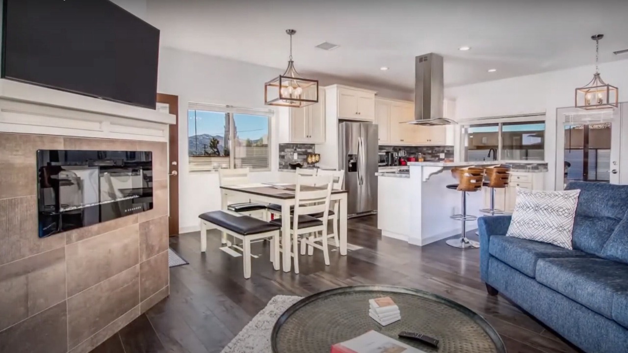 Photo of Livingroom in Yucca Valley