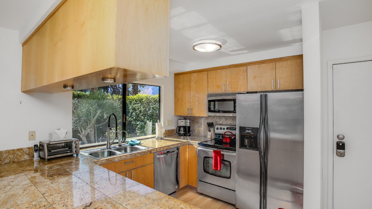 Photo of Kitchen in Sunrise Vista Chino