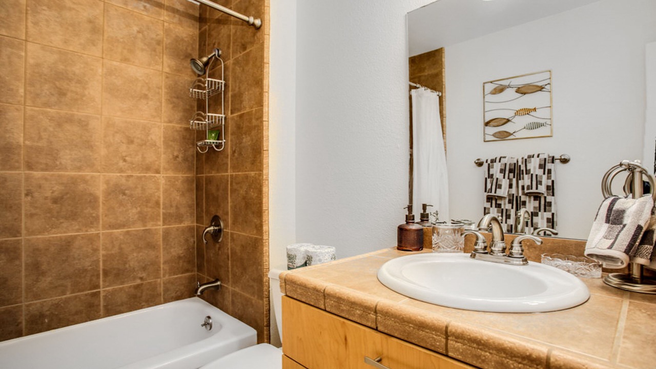Photo of Bathroom in Sunrise Vista Chino