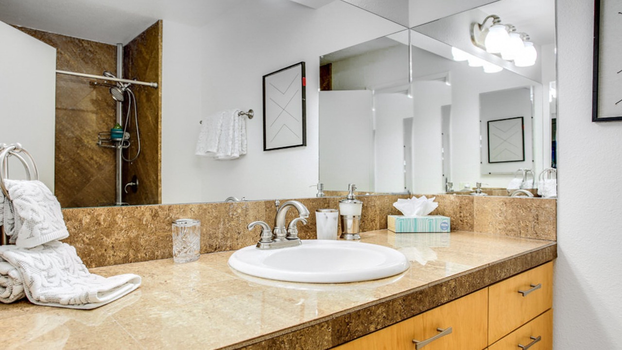 Photo of Bathroom in Sunrise Vista Chino