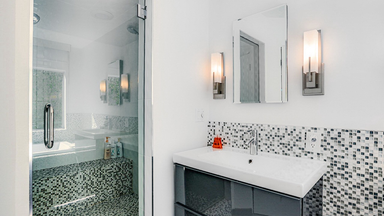 Photo of Bathroom in Deep Well Ranch