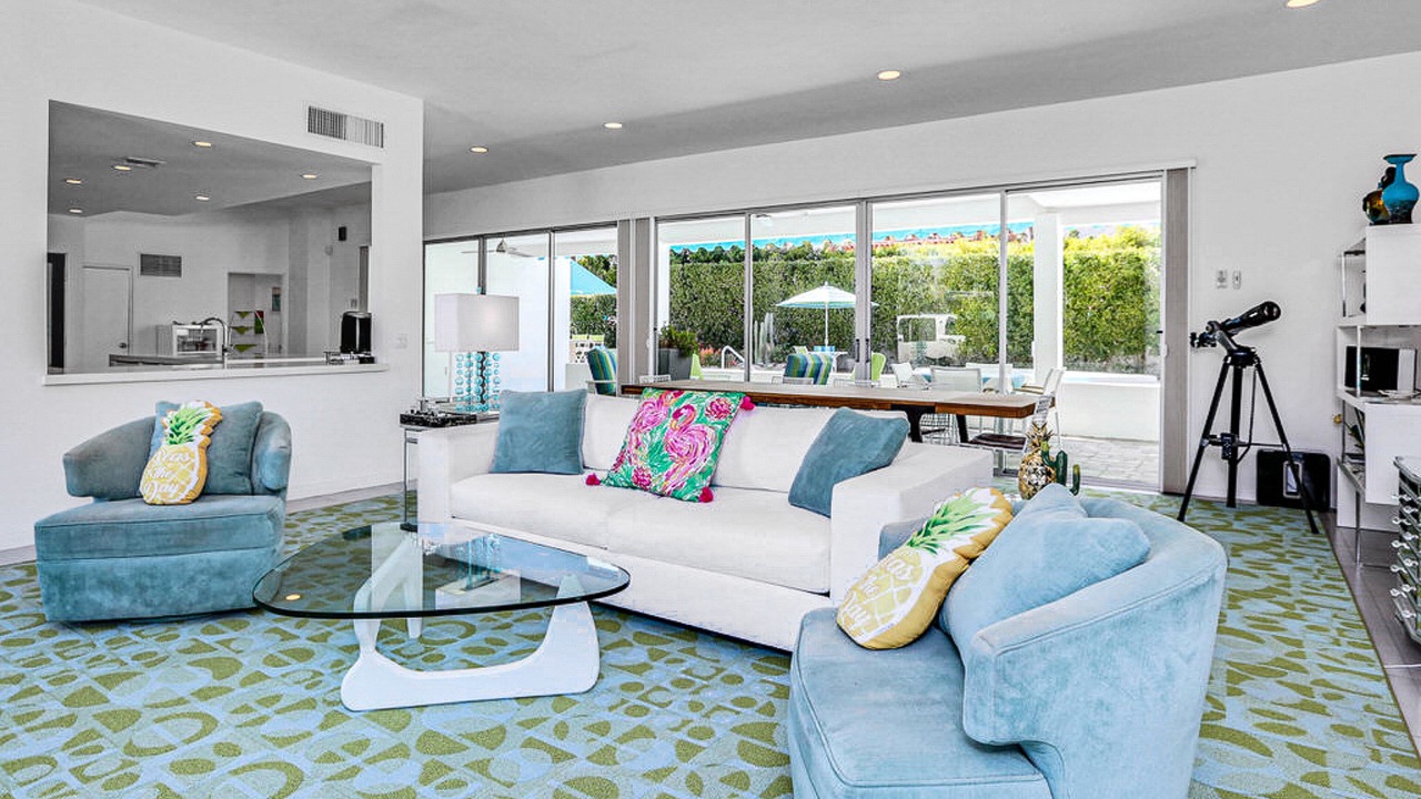 Photo of Livingroom in Deep Well Ranch