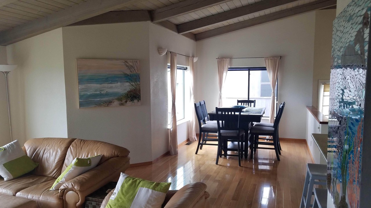 Photo of Livingroom in Sea Ranch