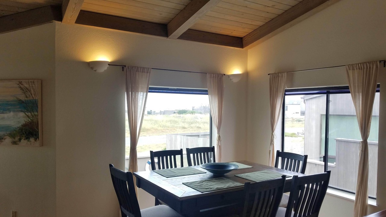 Photo of Livingroom in Sea Ranch