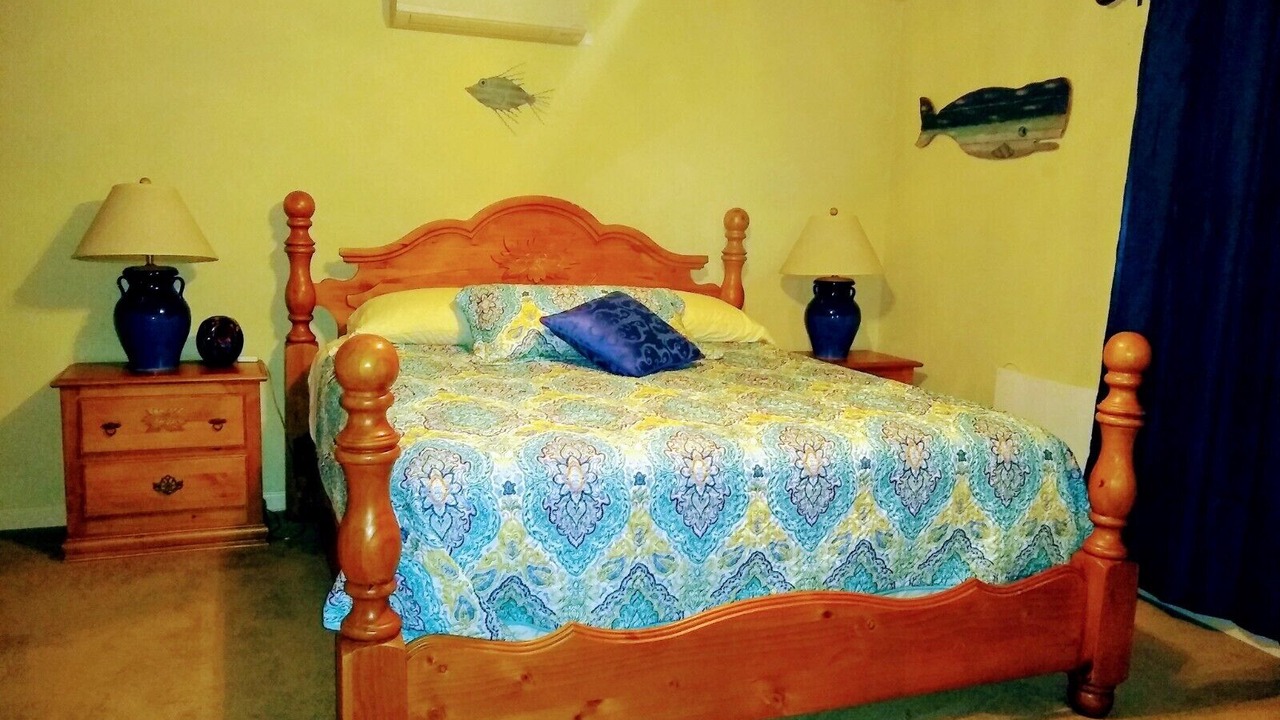 Photo of Bedroom in Clear Lake