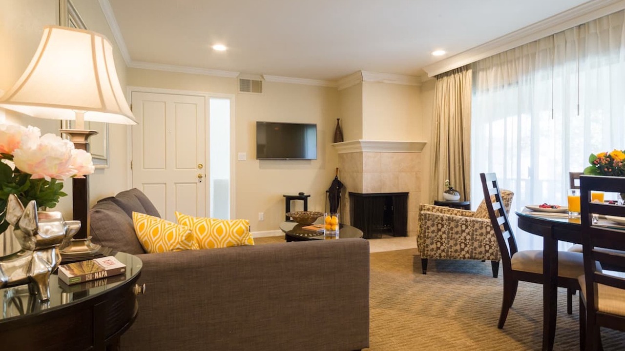 Photo of Livingroom in Napa