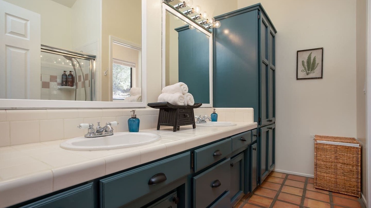 Photo of Bathroom in Pine Mountain Club