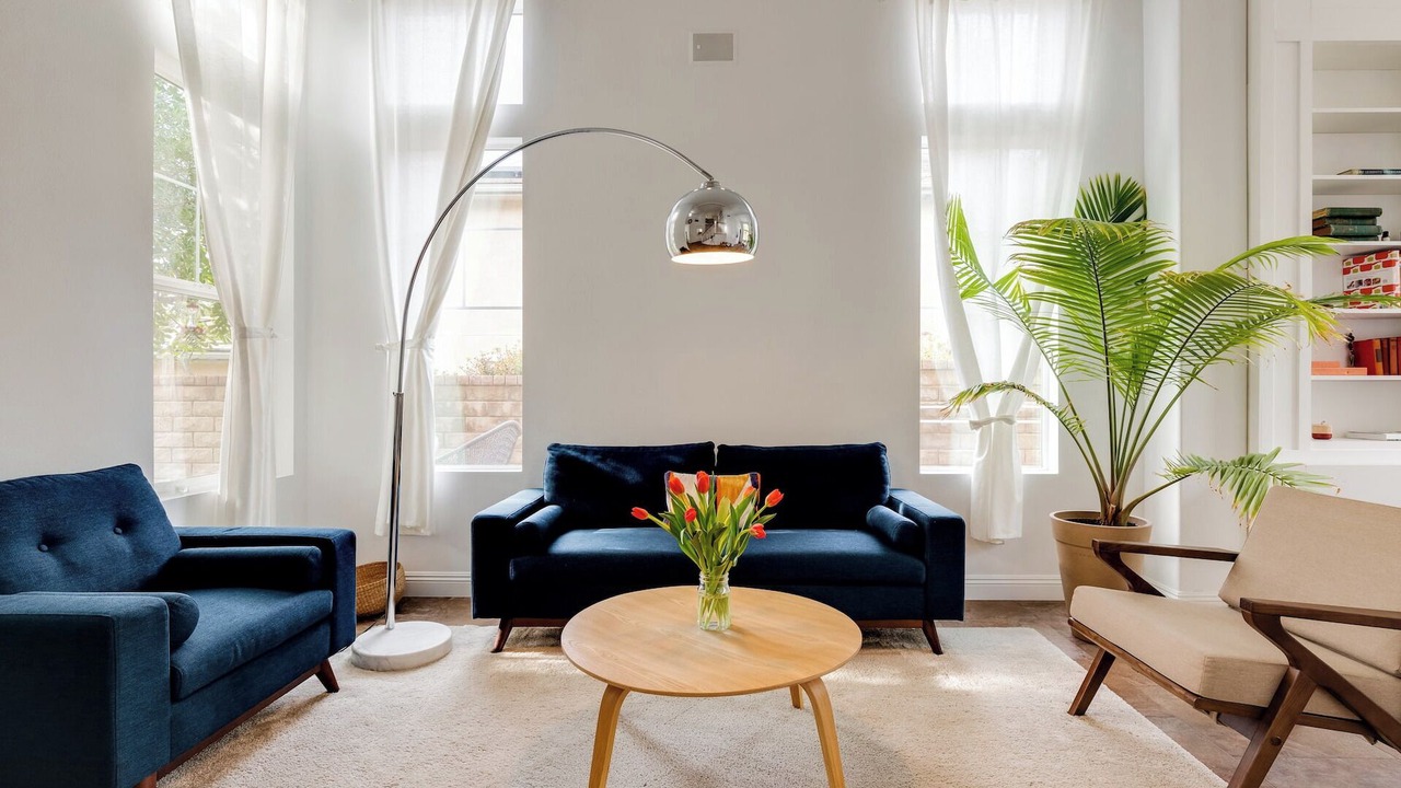 Photo of Livingroom in Canyon Country