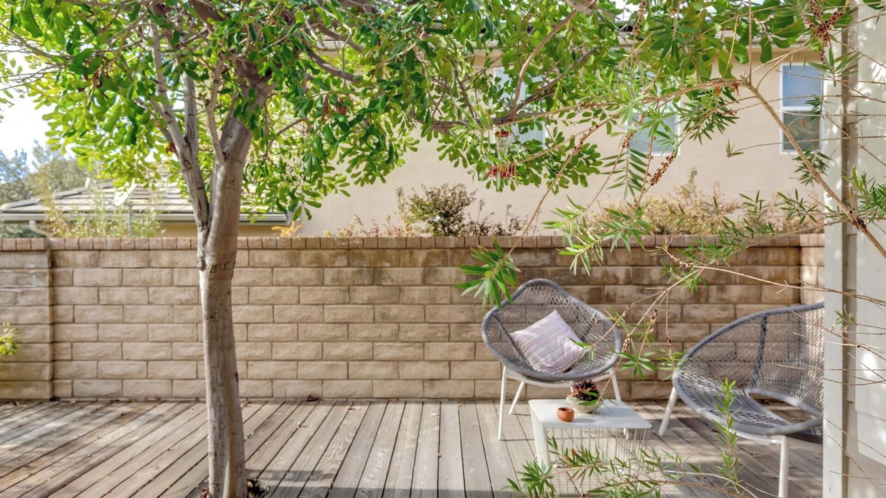 Photo of Patio Balcony in Canyon Country
