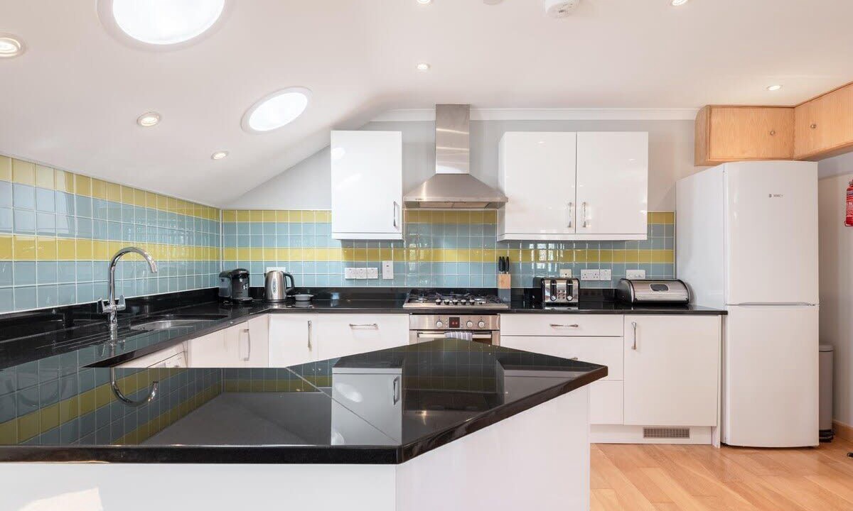 Photo of Kitchen in Carlyon Bay