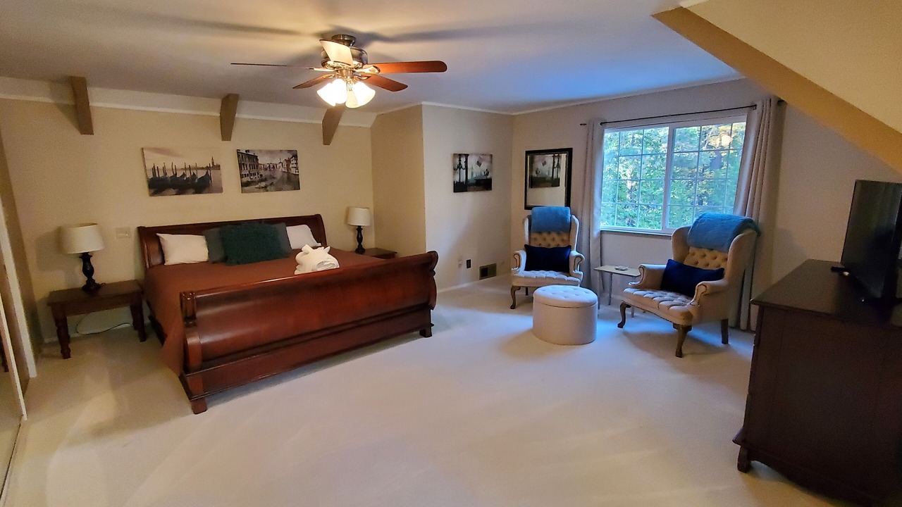 Photo of Bedroom in Glencoe
