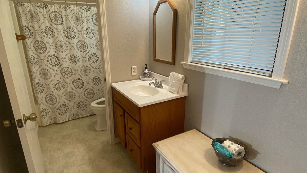 Photo of Bathroom in Chico