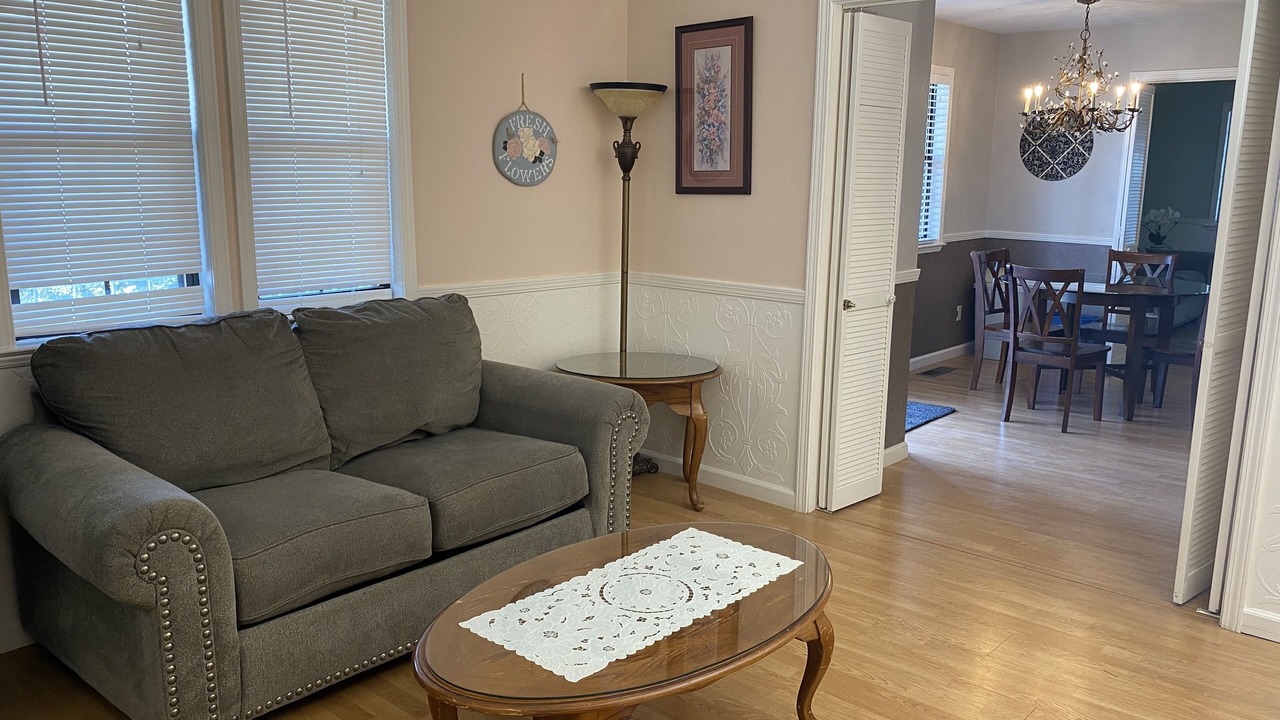 Photo of Livingroom in Chico