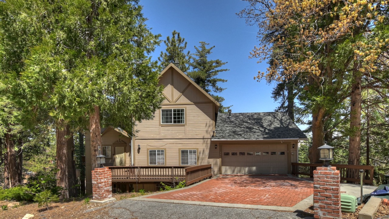 Photo of Outdoor in Lake Arrowhead
