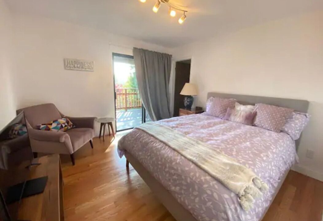 Photo of Bedroom in Chabot Park