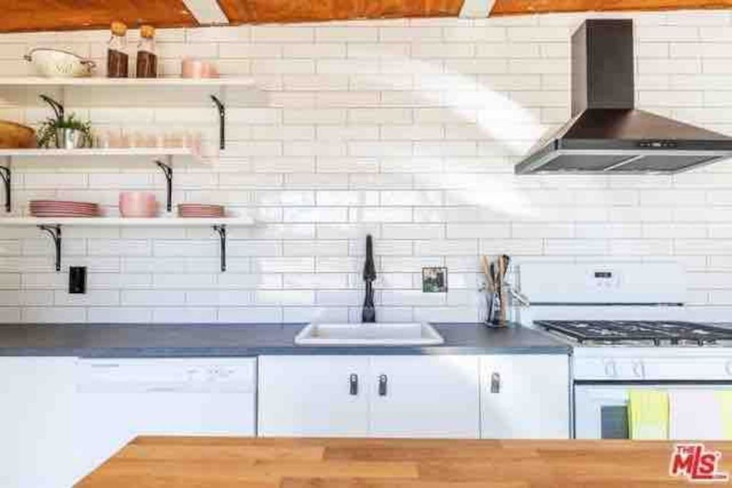 Photo of Kitchen in Yucca Valley