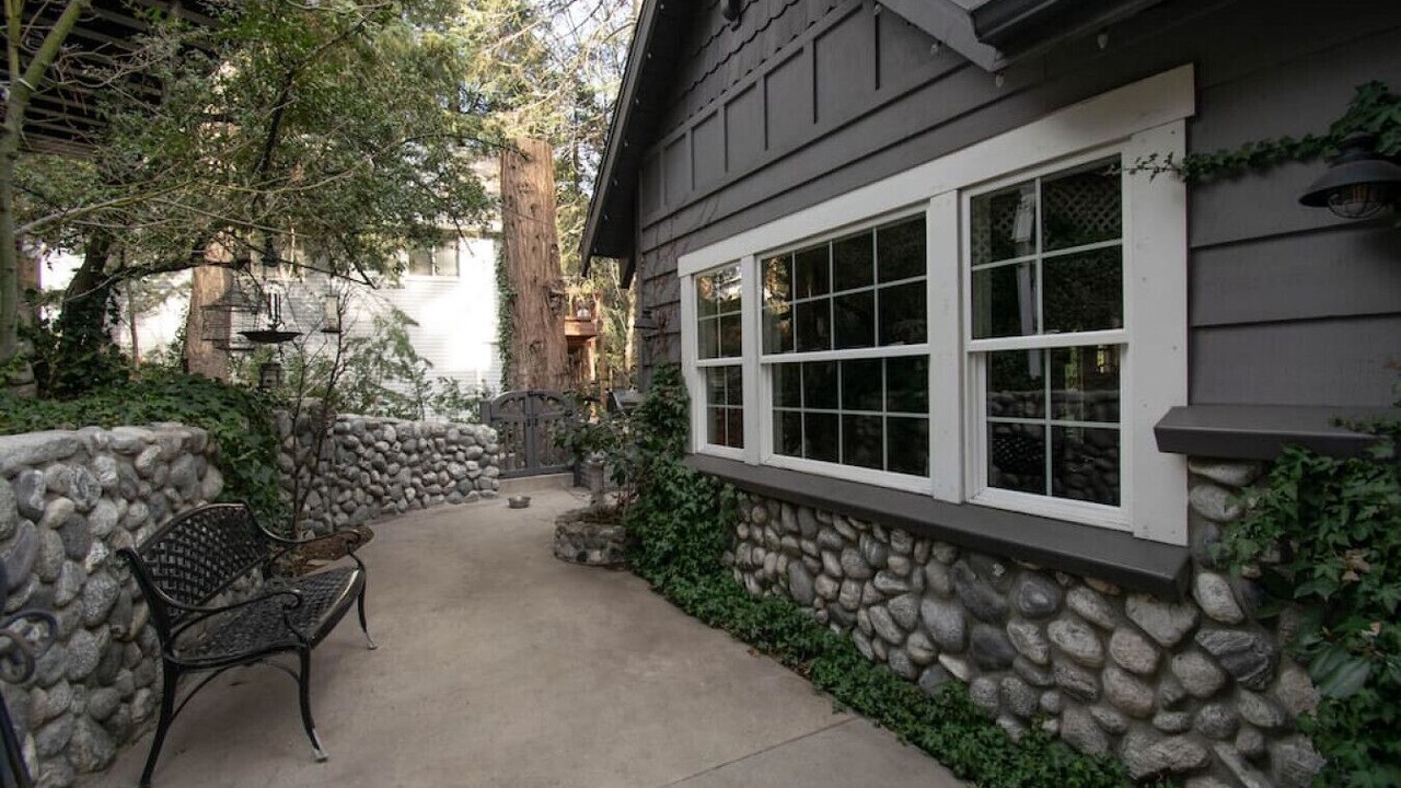 Photo of Patio Balcony in Twin Peaks