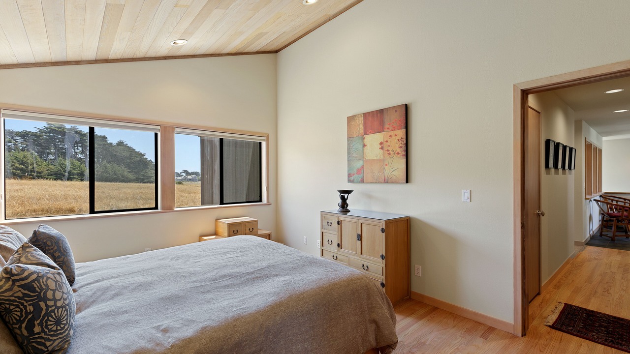 Photo of Bedroom in Sea Ranch