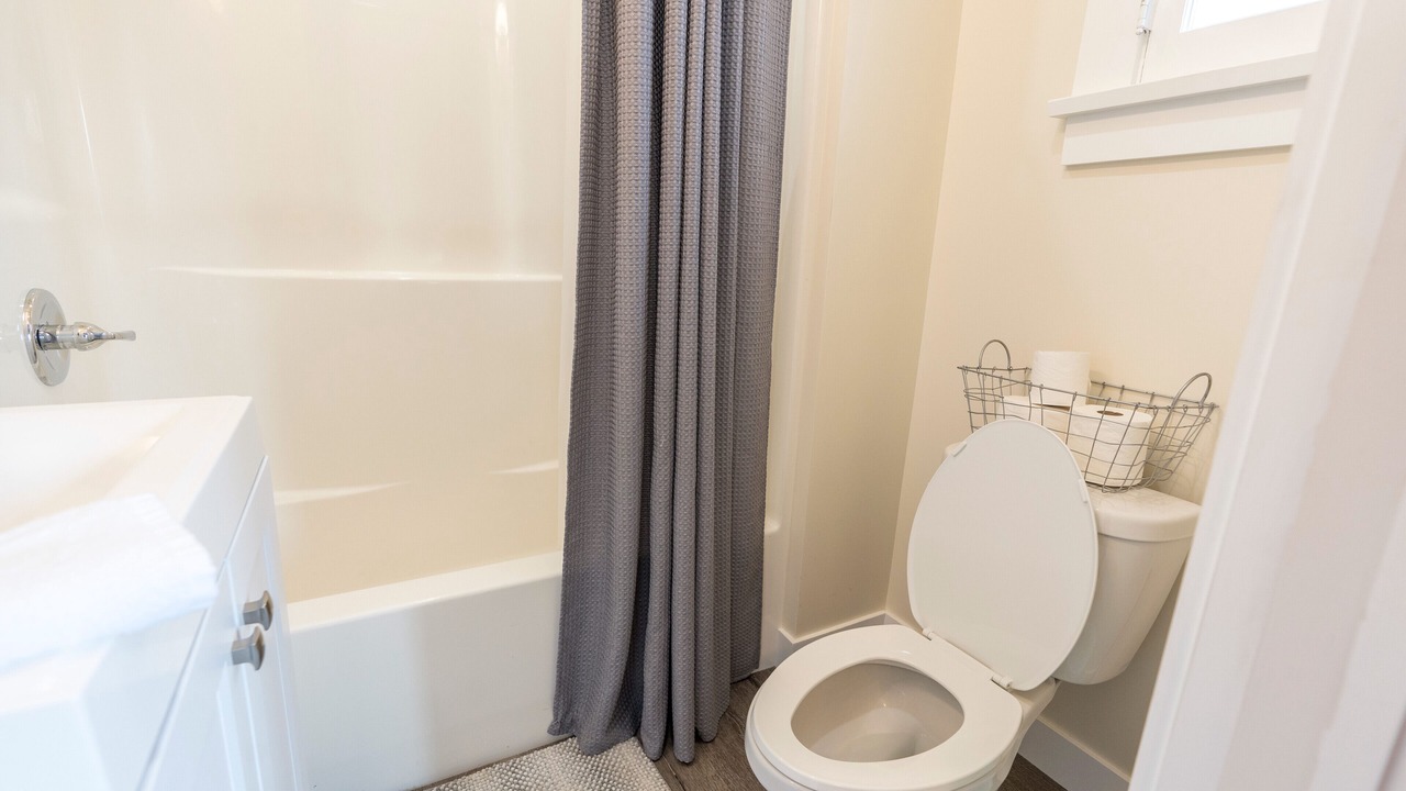 Photo of Bathroom in Bluff Heights