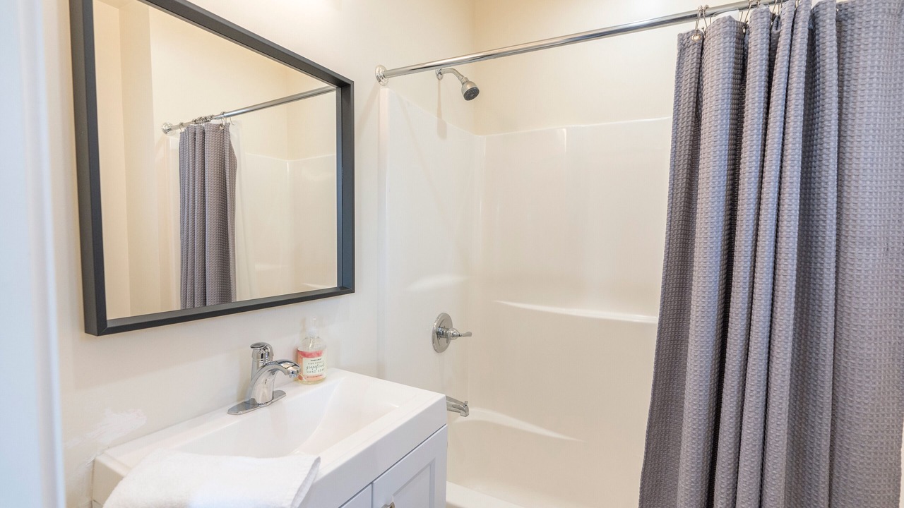 Photo of Bathroom in Bluff Heights