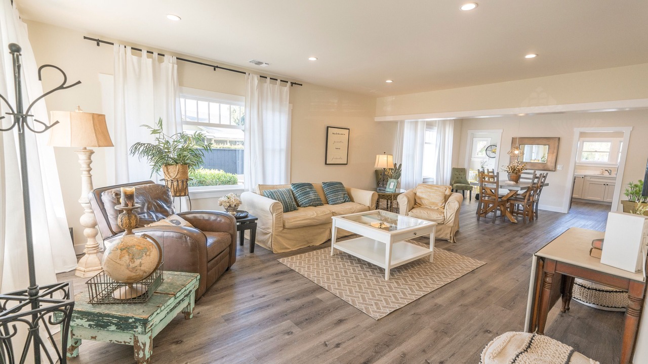 Photo of Bedroom in Bluff Heights