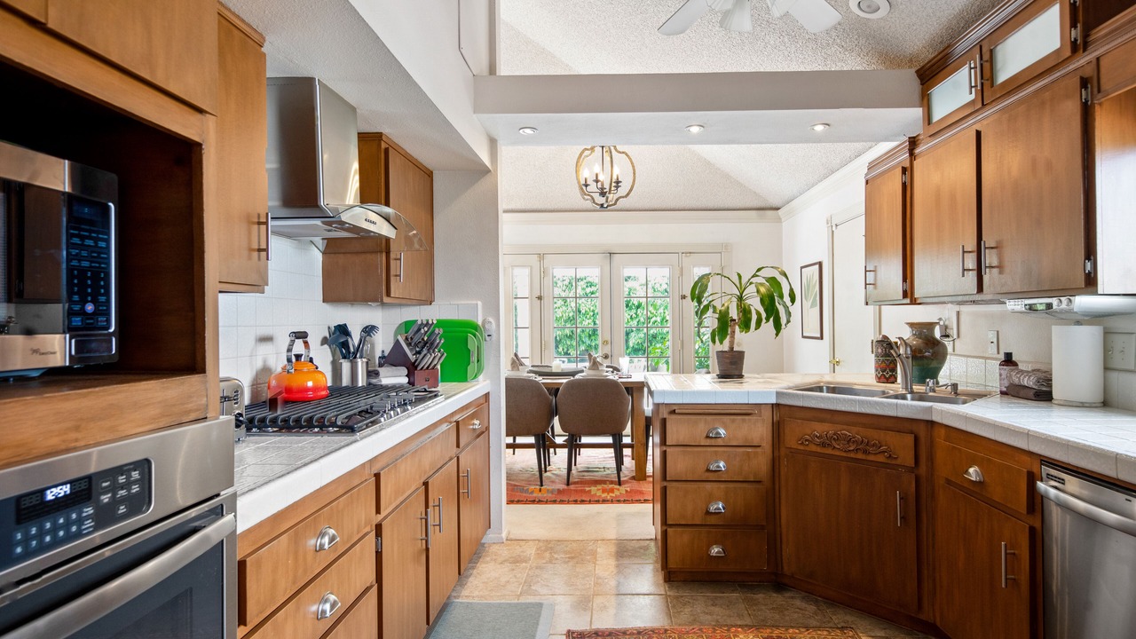 Photo of Kitchen in Cathedral City Cove