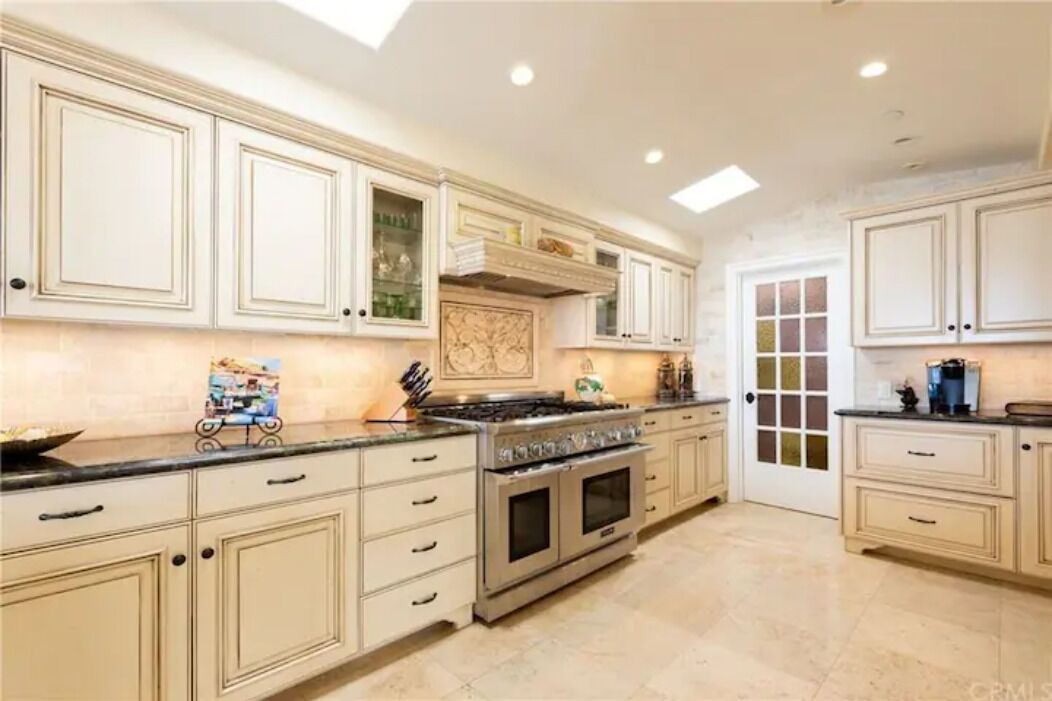 Photo of Kitchen in Newport Beach