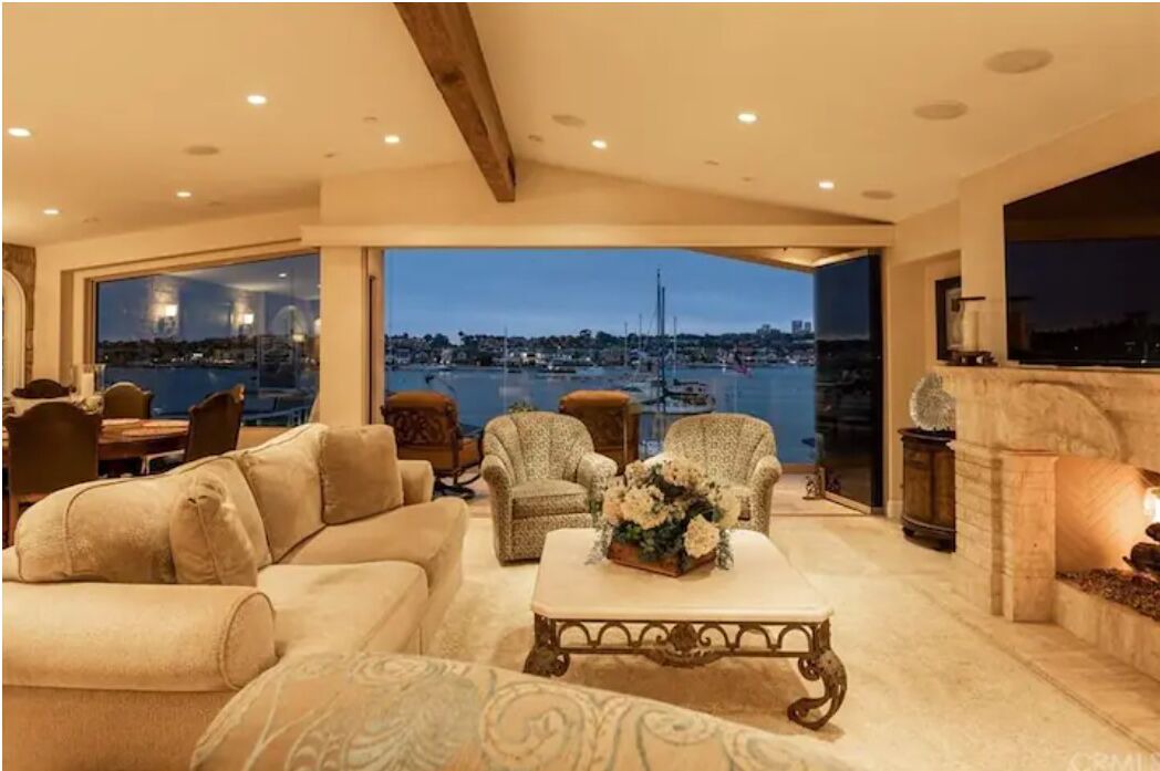 Photo of Livingroom in Newport Beach