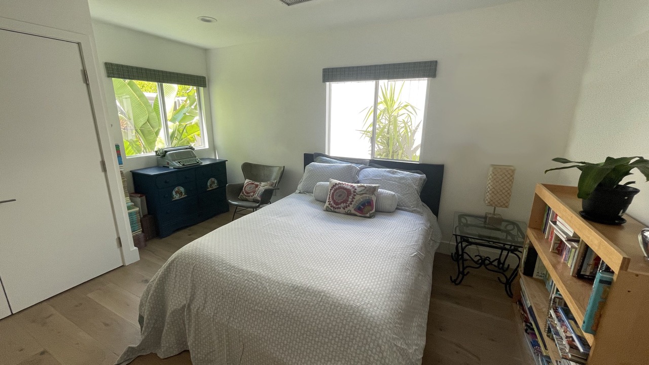 Photo of Bedroom in Sherman Oaks