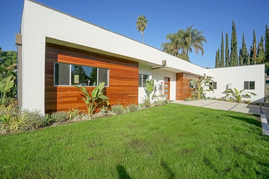Photo of Outdoor in Sherman Oaks