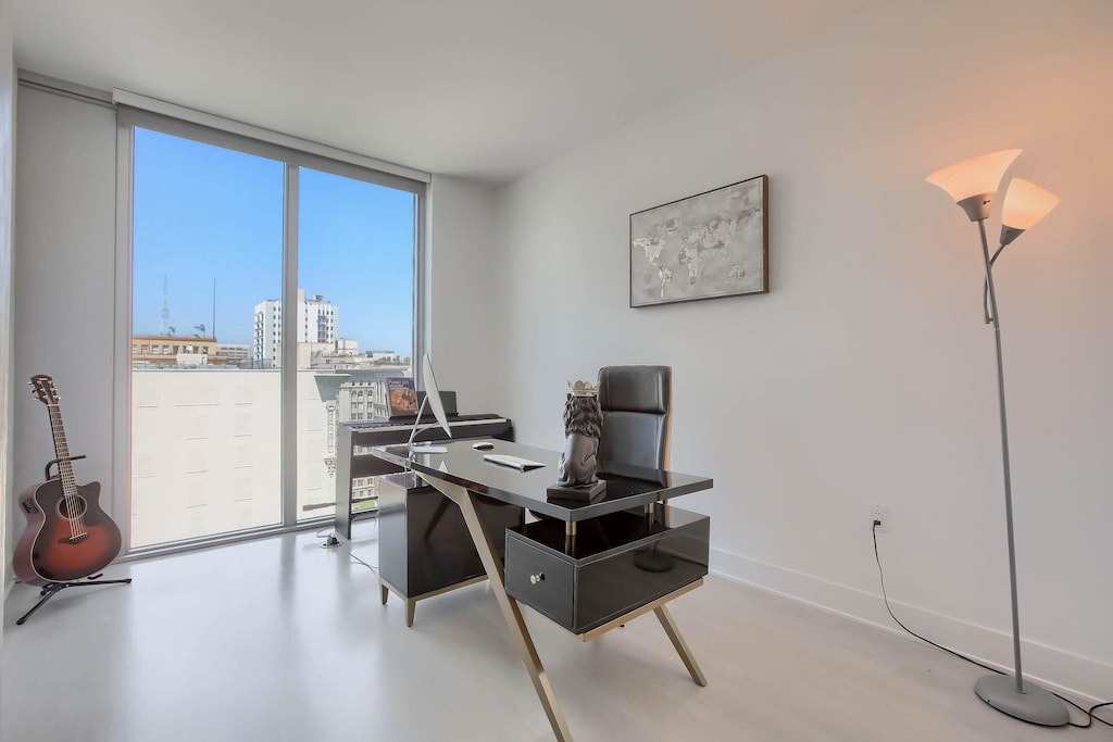 Photo of Livingroom in Historic Core